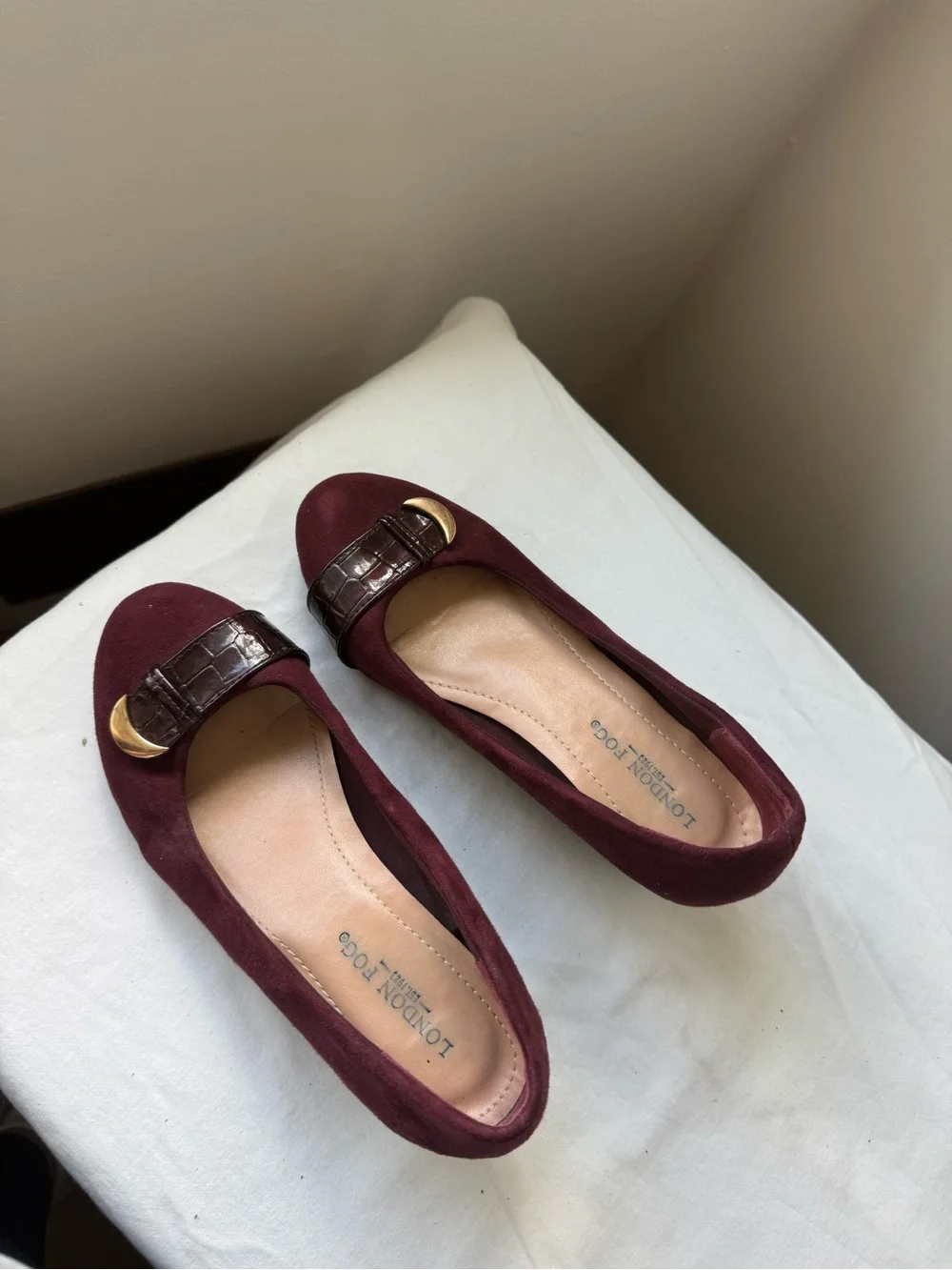 Y2K London Fog Burgundy Suede Wedge Heels Croc Embossed Pumps Size 6